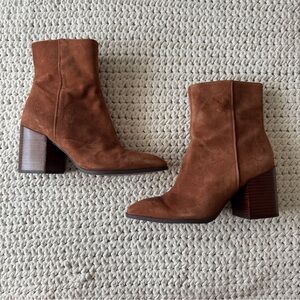 Vionic | Harper Bootie | Suede Leather | Size 10